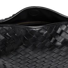 Bottega Veneta Hop Medium Tote Intrecciato Leather in Classic Design Timeless Italian Luxury - BEAUTY BAR