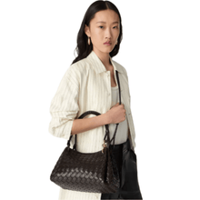 Bottega Veneta Parachute Bag Fondant Brown Intrecciato Leather Tote Effortless Italian Elegance - BEAUTY BAR