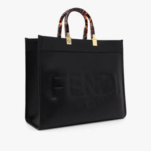 Fendi Sunshine Medium Black leather shopper - BEAUTY BAR