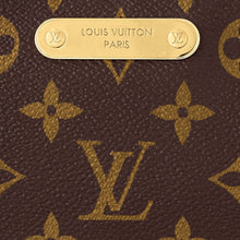 Louis Vuitton Liv Pochette - BEAUTY BAR