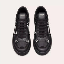 Valentino Garavani Low - Top Calfskin VL7N Sneaker With Bands - BEAUTY BAR