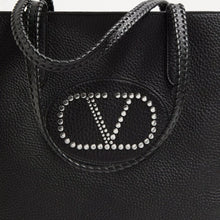 Valentino Garavani Nellcôte Shopping Bag In Grainy Calfskin