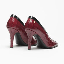 Chanel Croc-Embossed Patent Leather Pumps - BEAUTY BAR