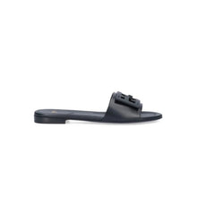 Fendi Baguette Slides Women Leather Black - BEAUTY BAR