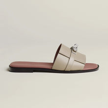 Hermès Giulia Sandal Beige Galet - BEAUTY BAR