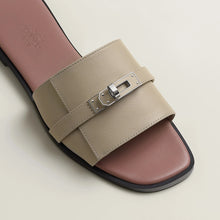 Hermès Giulia Sandal Beige Galet - BEAUTY BAR