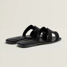Hermes Oran Noir Sandal - BEAUTY BAR