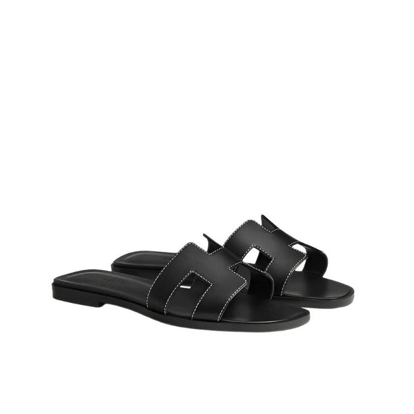 Hermès Oran Sandal Black - BEAUTY BAR