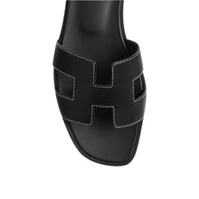 Hermès Oran Sandal Black - BEAUTY BAR