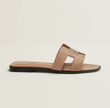 Hermes Oran Sandal Rose - BEAUTY BAR
