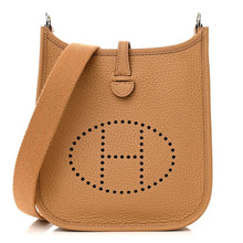 Hermès Taurillon Clemence Evelyne TPM Biscuit - BEAUTY BAR
