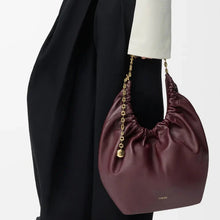 Loewe Medium Squeeze Bag Dark Burgundy - BEAUTY BAR