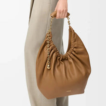 Loewe Medium Squeeze Bag Oak - BEAUTY BAR