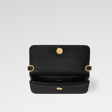 Louis Vuitton Bouncing Wallet On Chain LV Bloom – Black Crossbody Bag - BEAUTY BAR