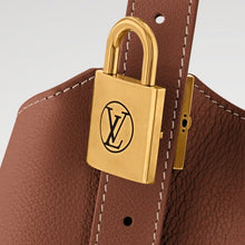 Louis Vuitton Low Key Hobo MM - BEAUTY BAR