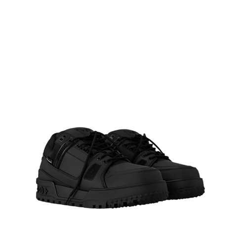 Louis Vuitton Trainer Snow Sneaker