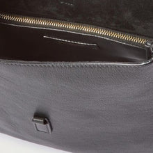 Saint Laurent Women's Black Le 5 À 7 Supple Small Leather Shoulder Bag