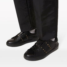 Valentino Garavani Rockstud Untitled 11' Sneakers Black - BEAUTY BAR